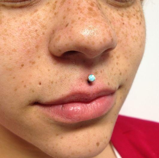 Tilum 14g - 12g Internally Threaded Titanium 3mm Flat Opal Top - Price Per 1