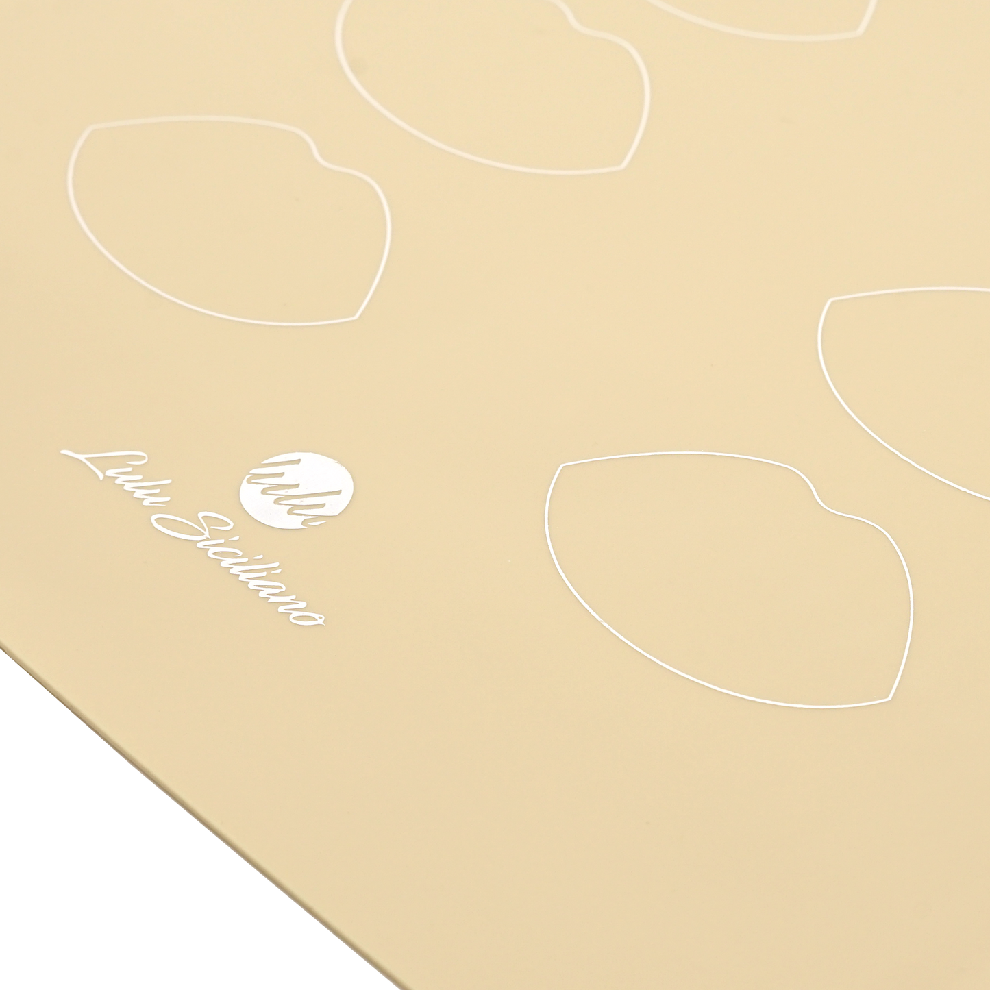 Lips Practice Skin - Painful Pleasures