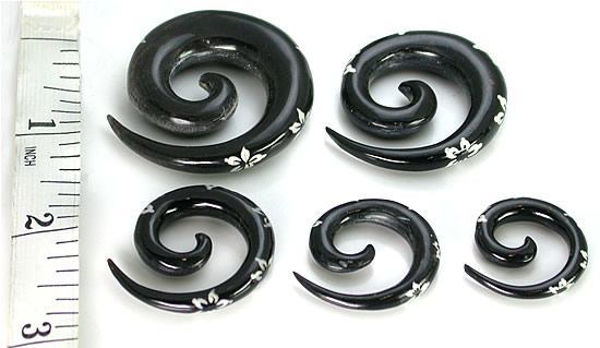 Painted Florals Spiral Black Horn Plug — Price Per 1